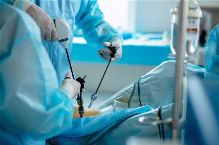 Minimally Invasive Cancer Surgery (Laparoscopic & Robotic)